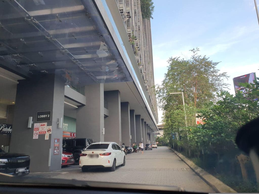 Street view near LA Fratelli Cafe & Lounge