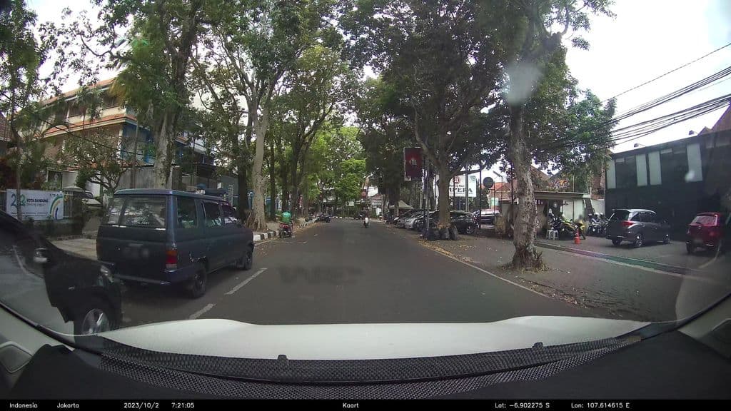 Street view near Layalii lounge asstro arabia