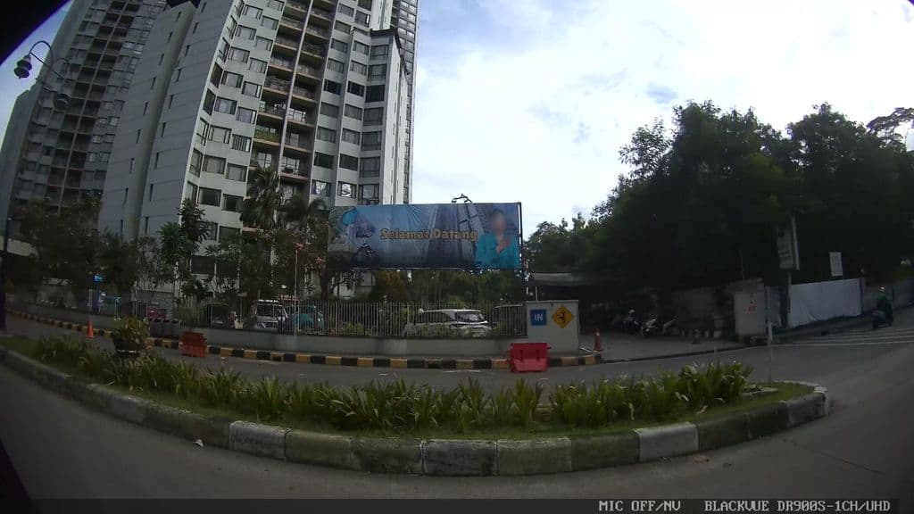 Street view near Aladdin Shisha & Cafe