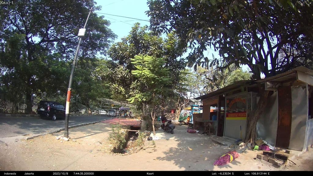 Street view near Nolapan shisha dan sosis bakar