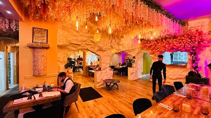 Ombre Grill & Lounge