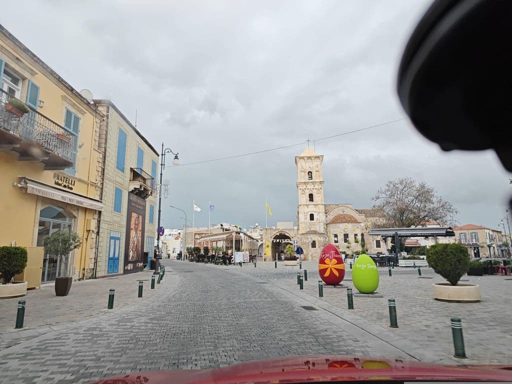 Street view near Watar Ziryab Restaurant