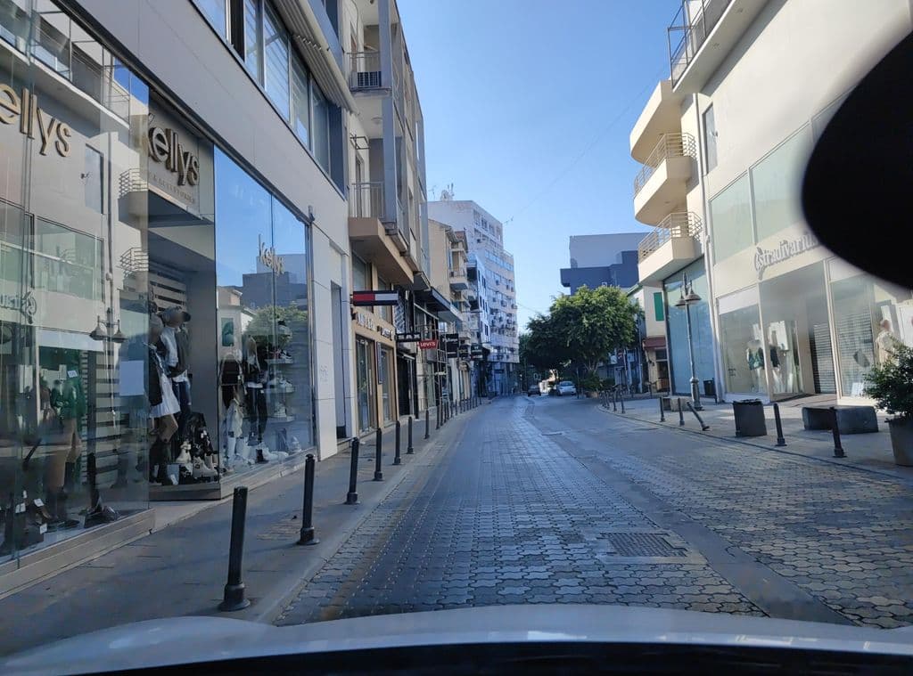Street view near Mu'Assel Shisha
