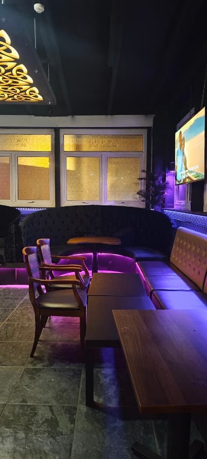 Luminous Lounge