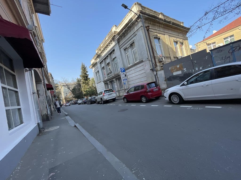 Street view near Hookah Place Terrace