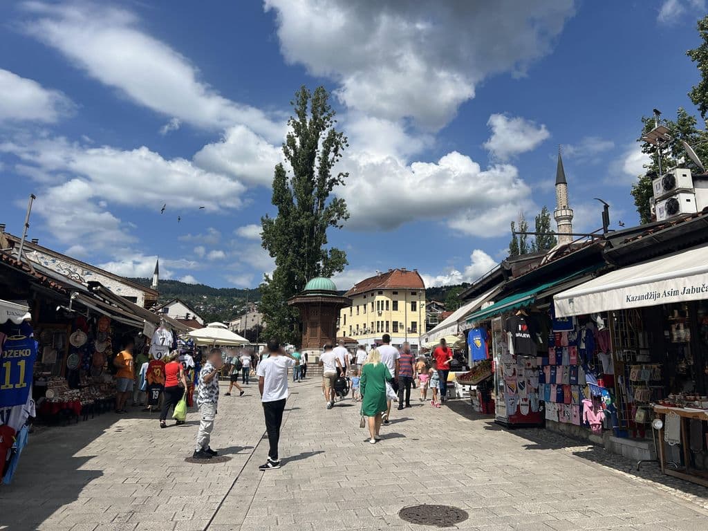 Street view near Dibek