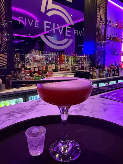 555 Cocktail & Shisha Bar