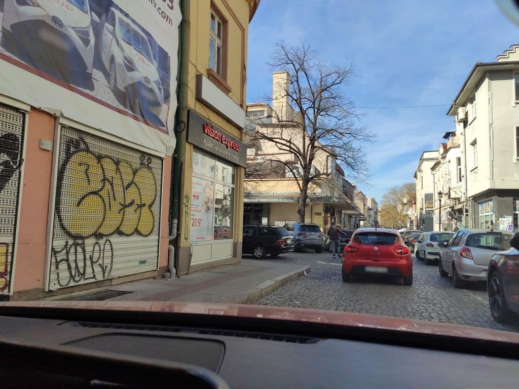 Street view near Hookah Festival Kapana