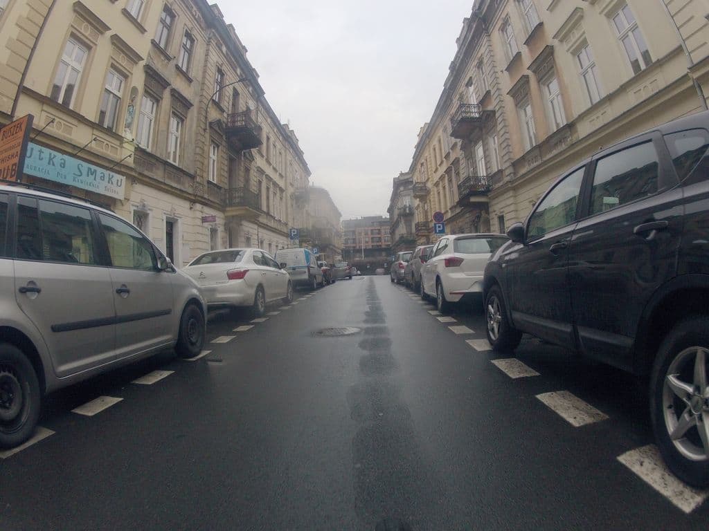 Street view near Smok w Dymie