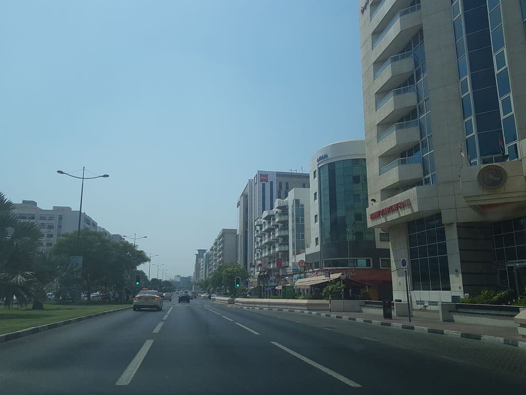 Street view near Le Paradise Palace Hotel