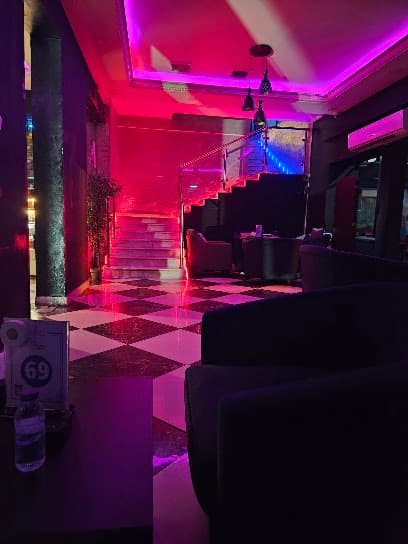 BC Lounge photo 2