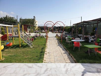 Rose Garden Kır Bahçesi