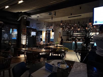 Hadiqa Cafe & lounge