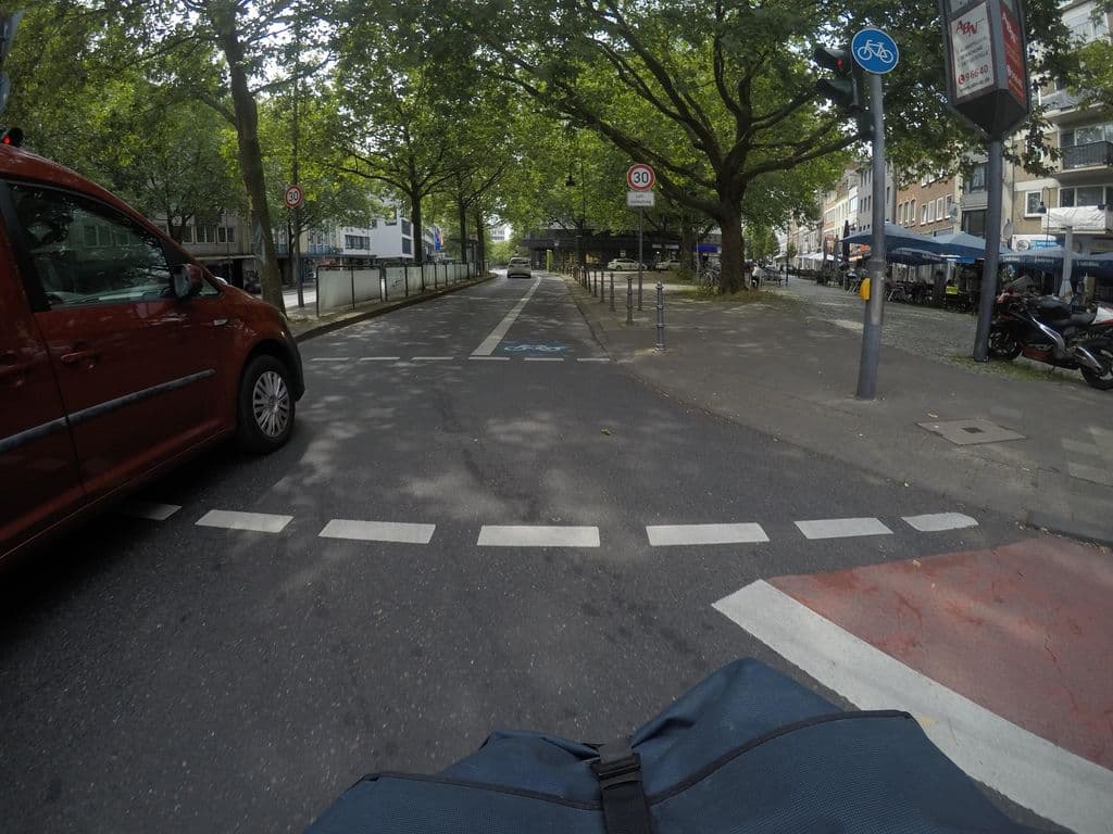 Street view near Nara Lounge