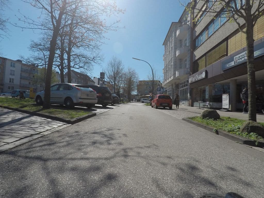 Street view near C'est la vie Night Lounge