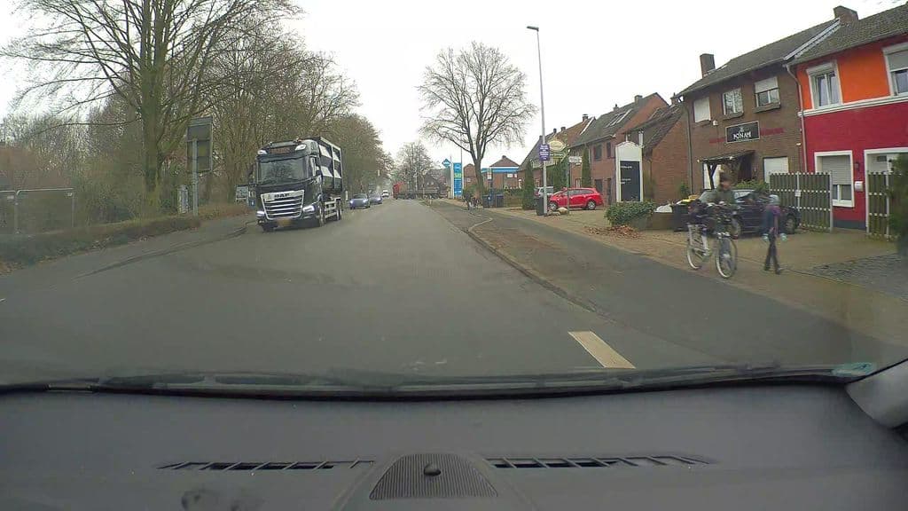 Street view near Mon Ami