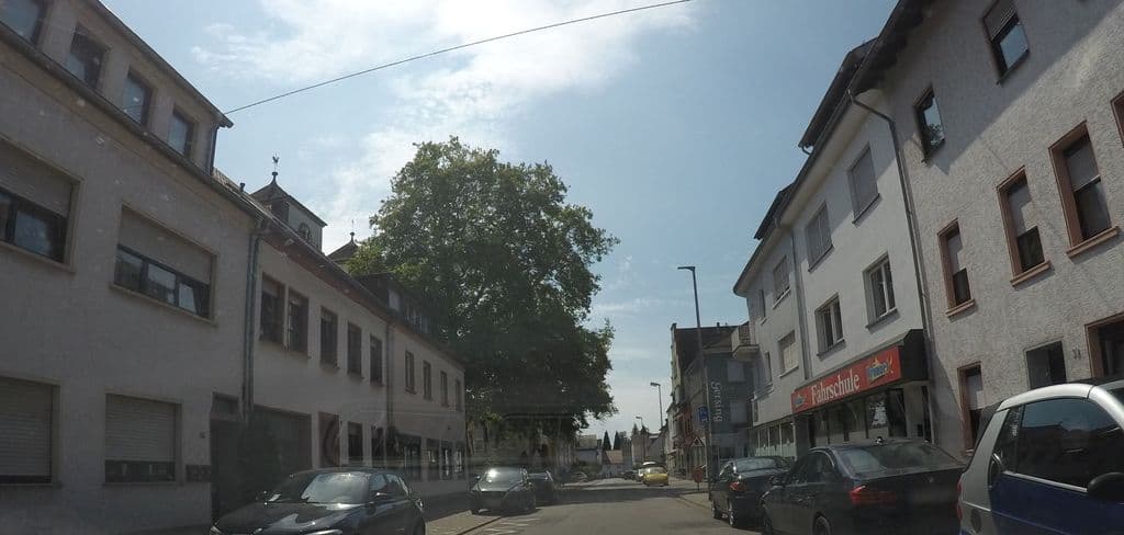 Street view near Ferro’s Shisha Lounge