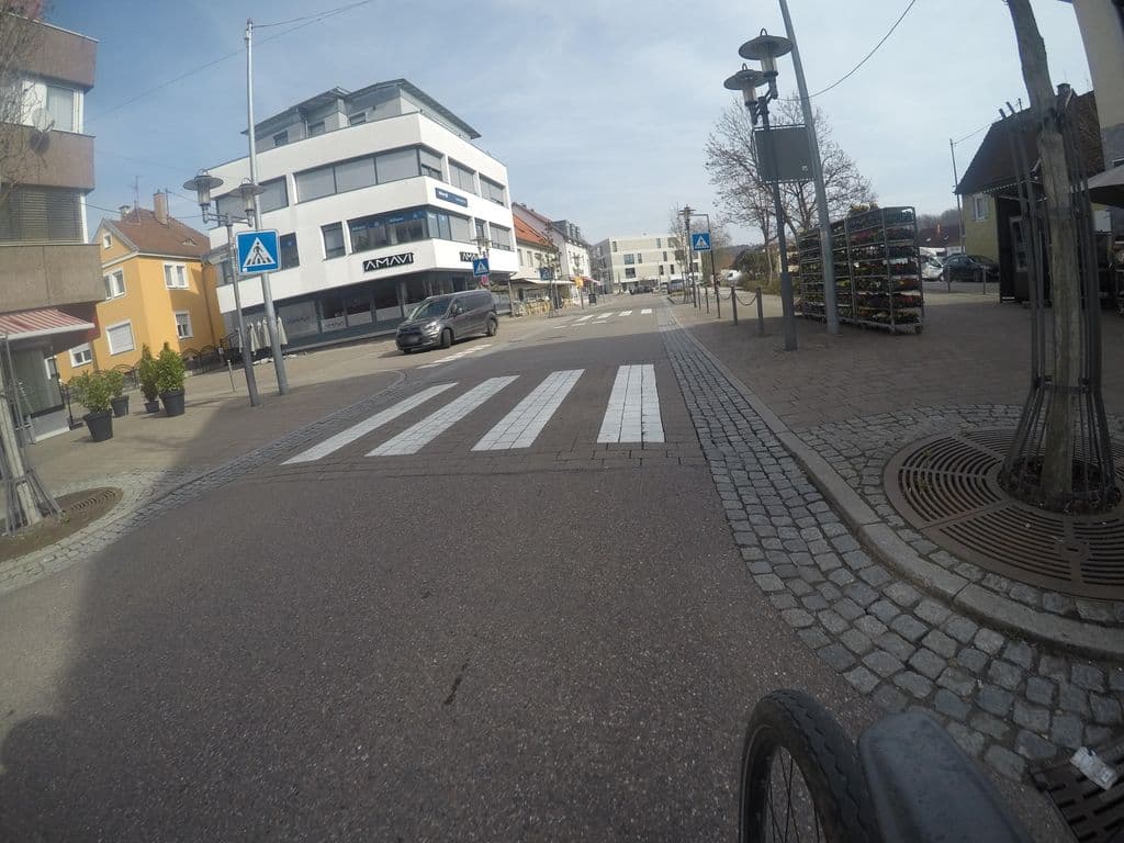 Street view near AMAVI Lounge