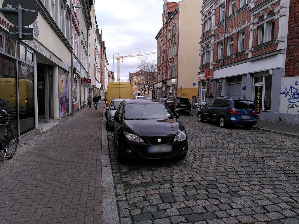 Street view near Black & White Lounge - Erfurt