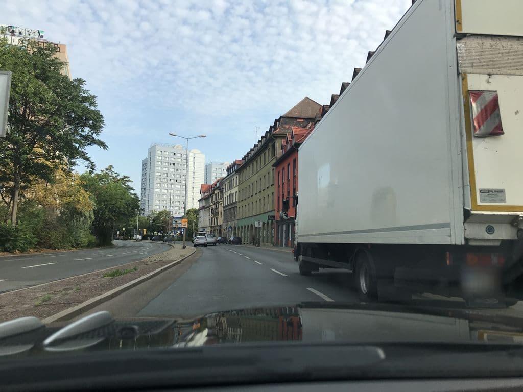 Street view near Filu Shishabar