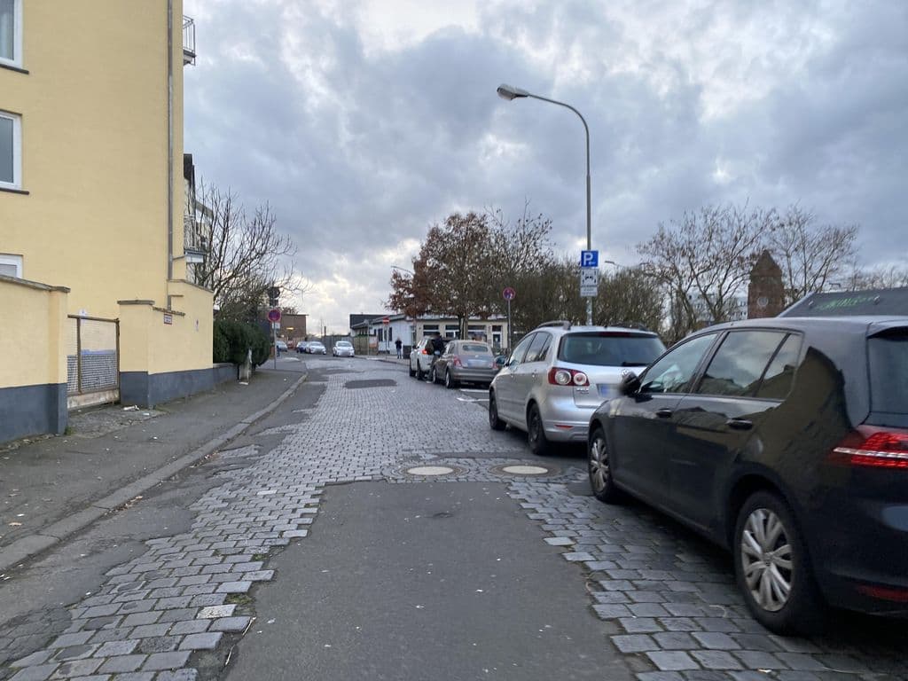 Street view near La Fumée