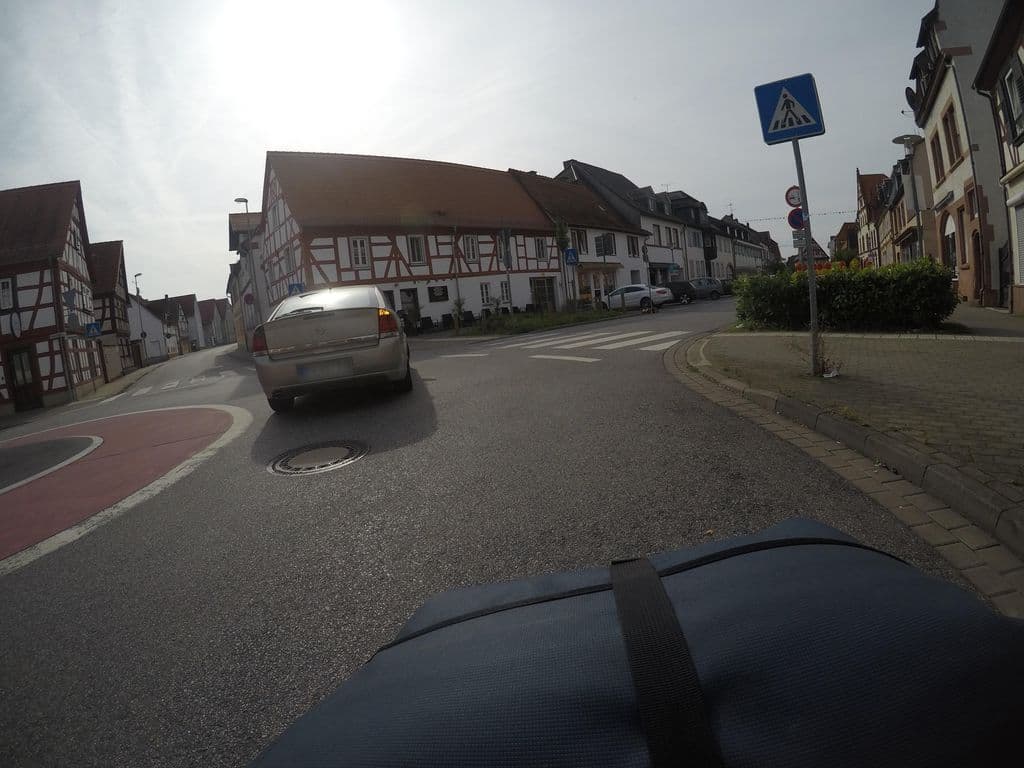Street view near Kruna Bar
