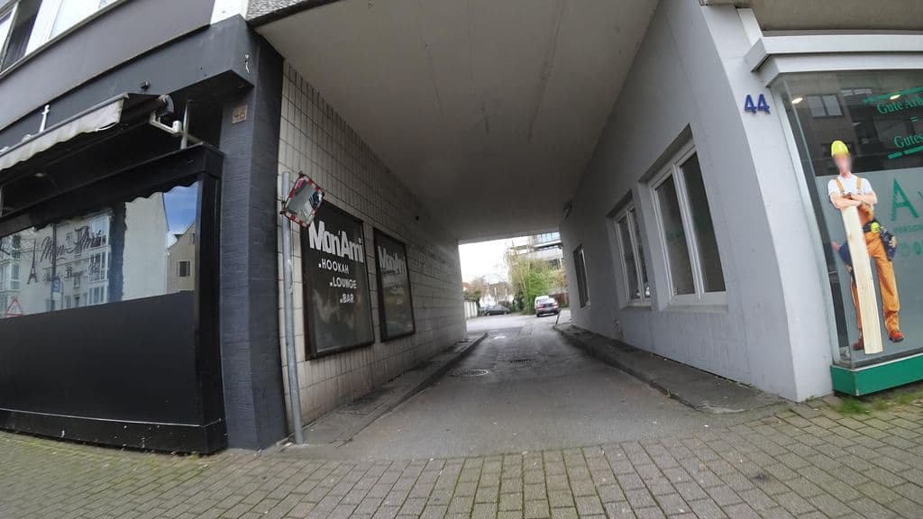 Street view near Mon' Ami