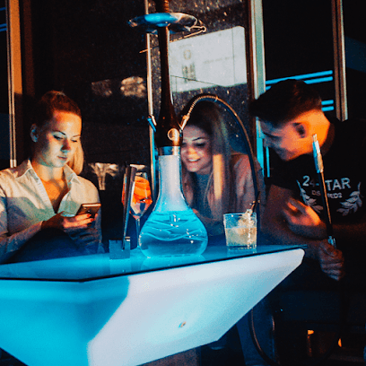 Broadway Cocktail- & Shishabar