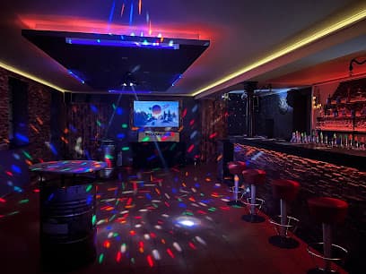 La Fiesta - Bar & Lounge