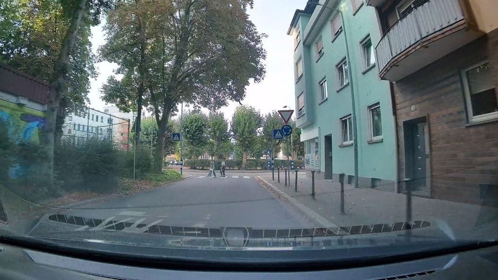 Street view near City Hookah
