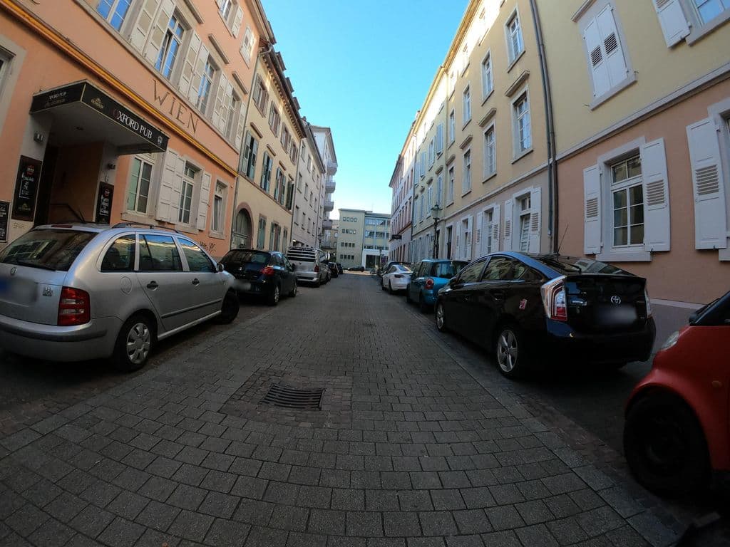 Street view near Rocs-Lounge
