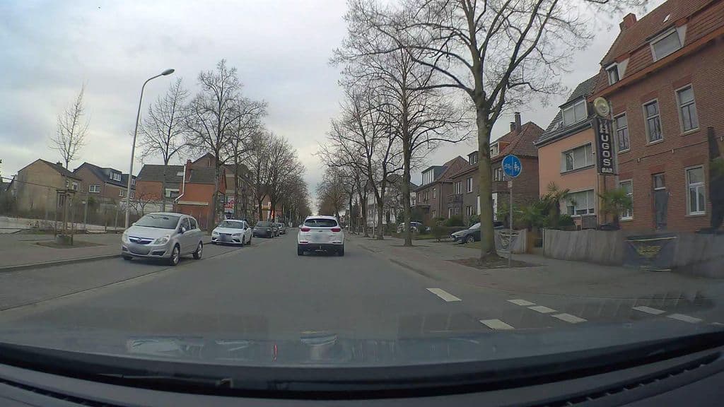 Street view near Hugo's Shishabar