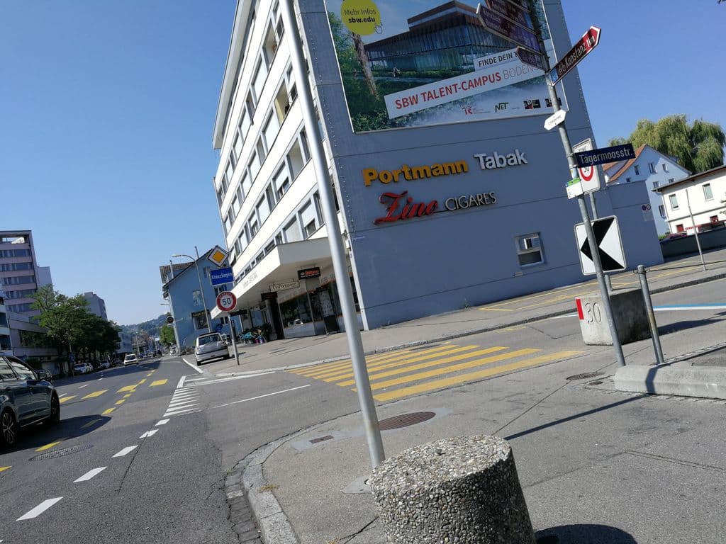 Street view near Griffins Business Lounge