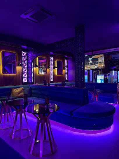 Revue Shisha & Café Bar