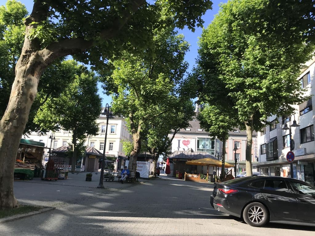 Street view near Coco Lounge