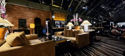 M-Lounge & Bar