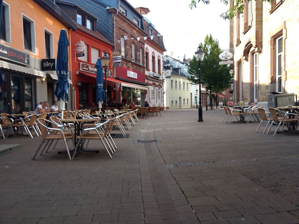 Street view near Cello Shisha Lounge