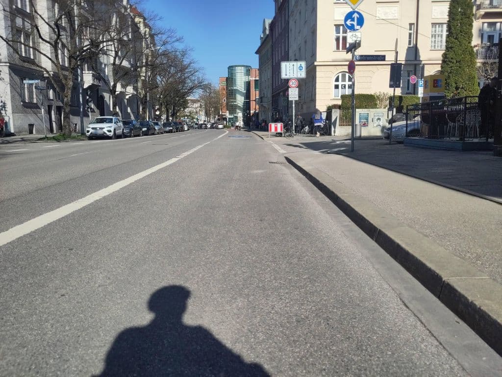Street view near Aura Lounge München