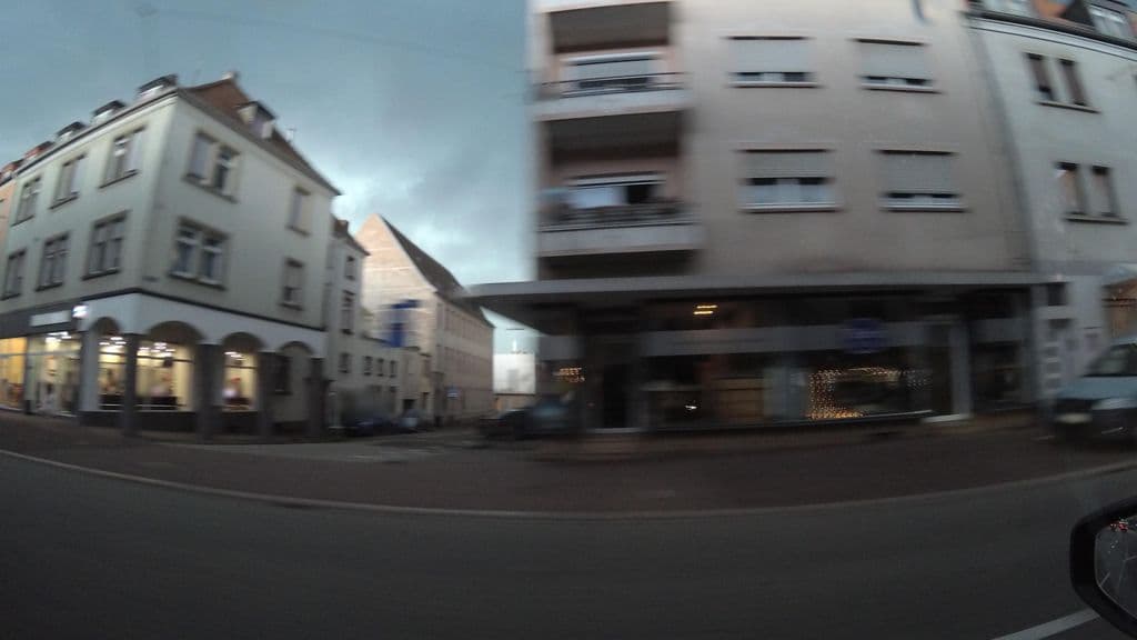Street view near Diamonds Shisha Lounge
