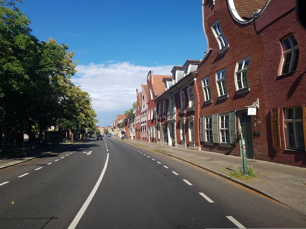 Street view near Shisha-Bar Van Gogh
