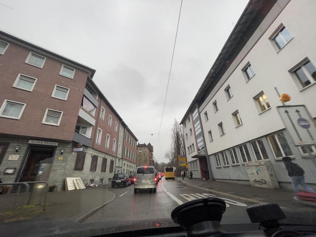 Street view near üüFFF Shisha-Lounge