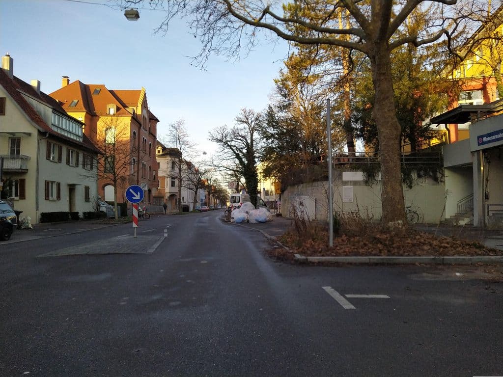 Street view near Stilbruch Shisha Lounge