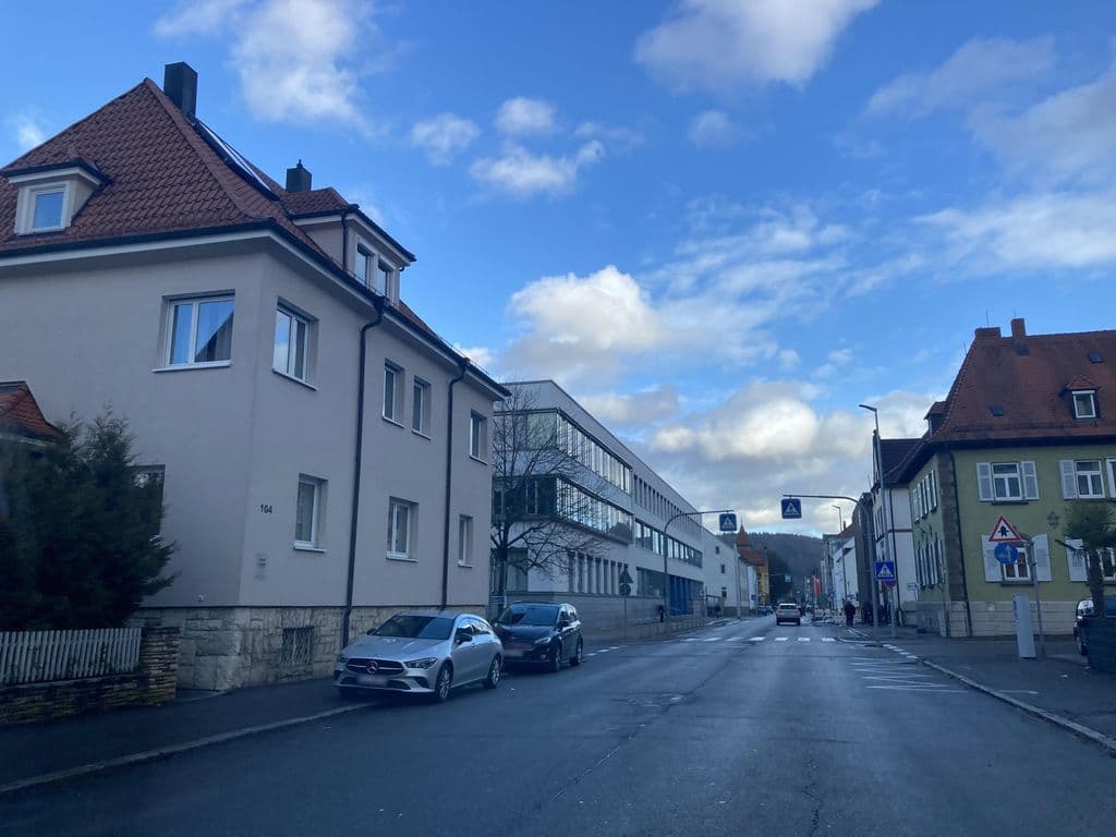 Street view near Déja Vu Shisha Lounge