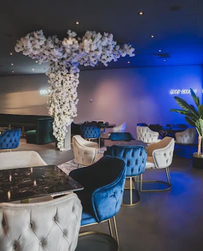 Odysee Cafe & Hookah photo 2