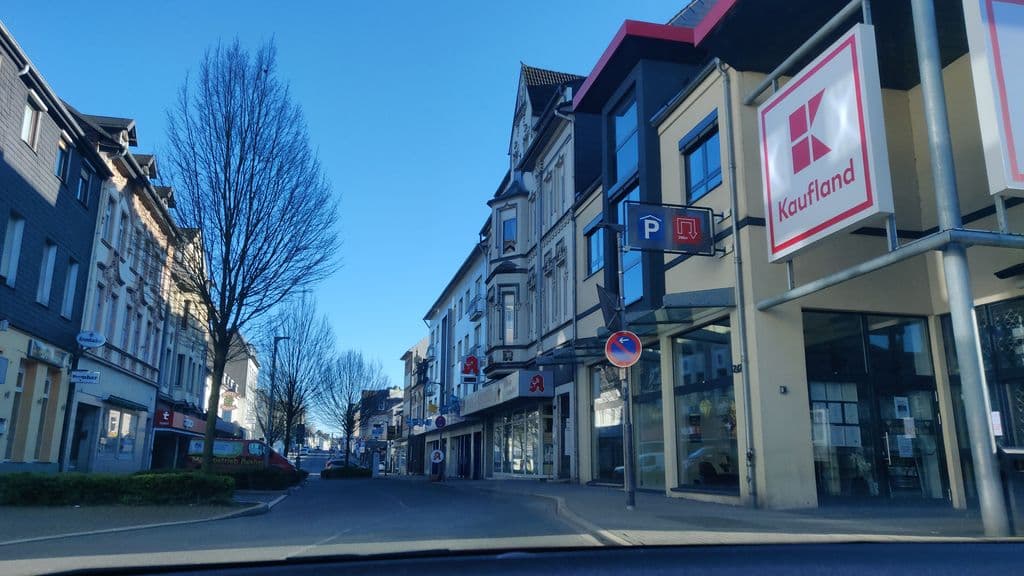Street view near Shisha Bar bombar
