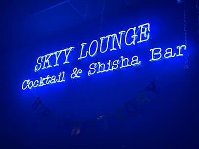 Skyy Lounge Worms