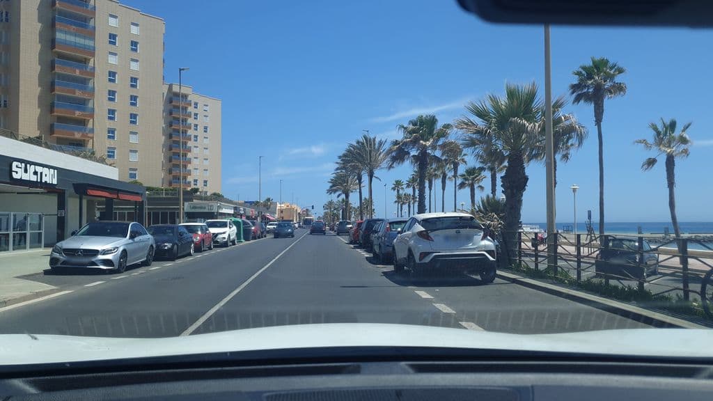 Street view near Amon Playa