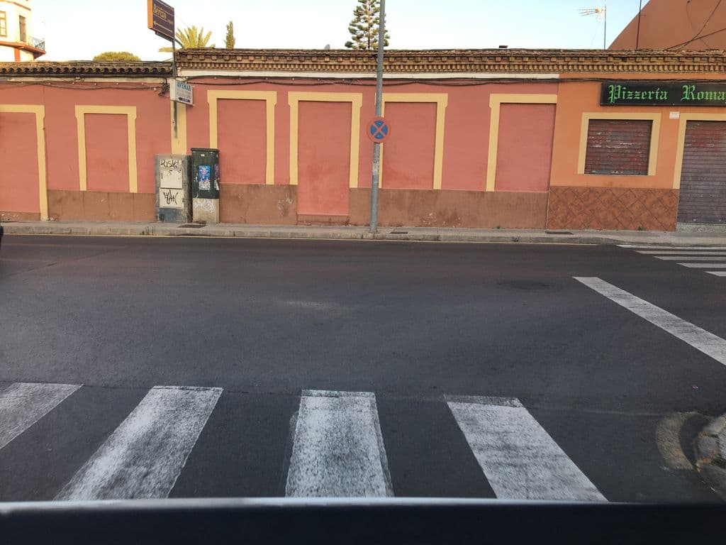 Street view near La Casa Oriental