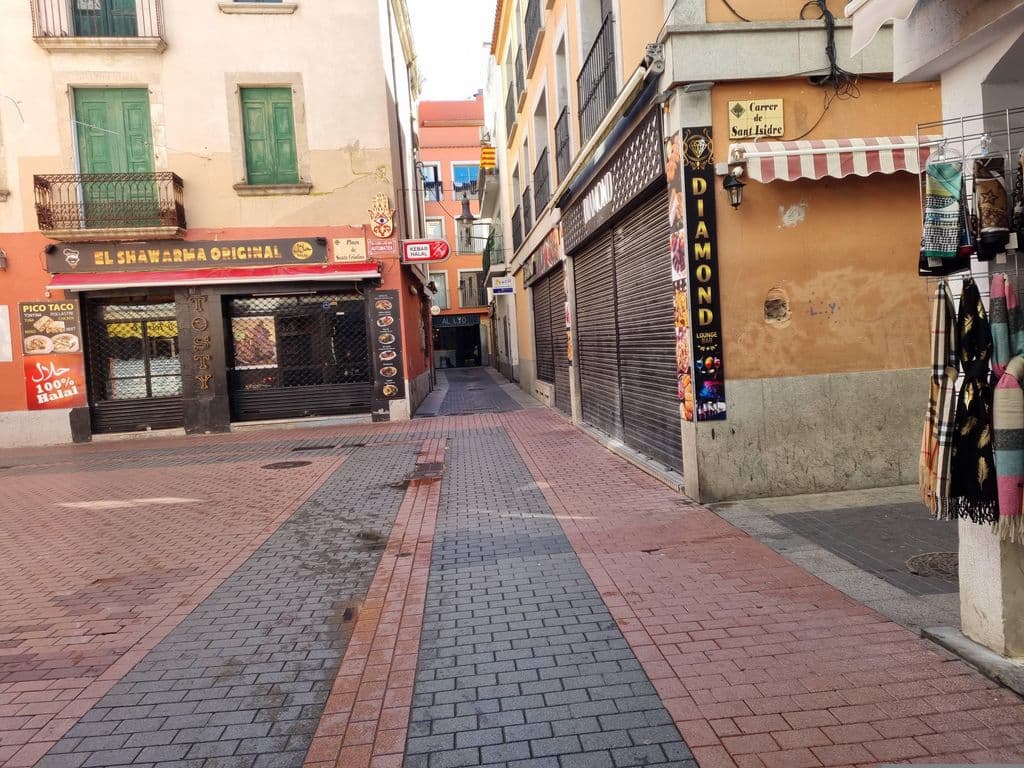 Street view near Diamond shisha lounge