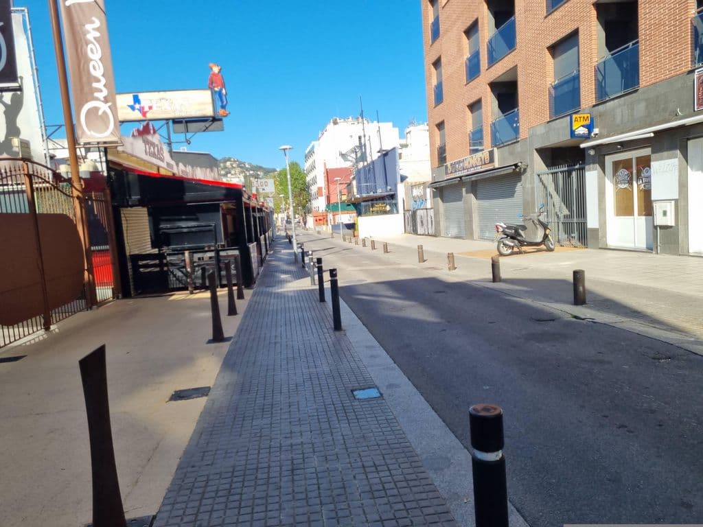 Street view near 3 MONKEYS